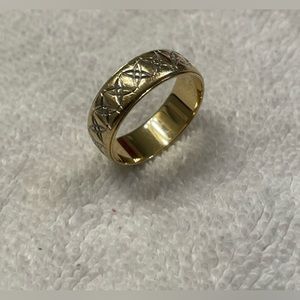 Men’s Gold Band